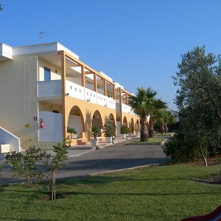 Residence Oasi Salento Torre dell'Orso Exterior photo