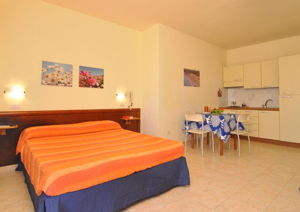 Residence Oasi Salento Torre dell'Orso Room photo